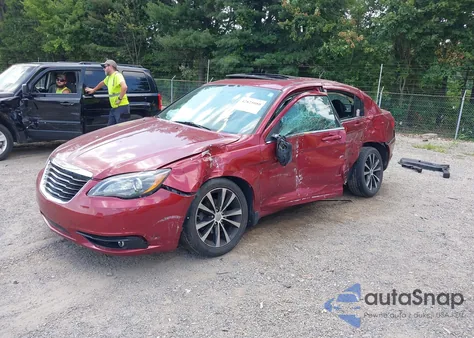 2011 Chrysler 200 S из США, поврежденный, VIN 1C3BC8FG7BN567044